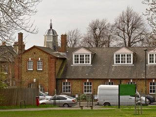 St Saviour's Church