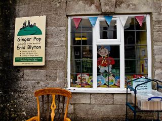 Enid blyton shop