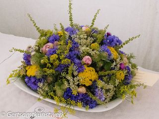 Flower arrangement