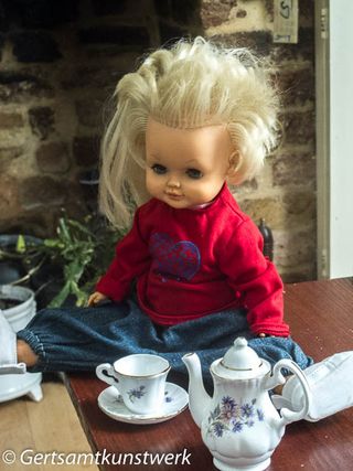 Doll & coffee set