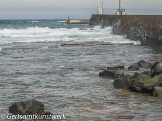 Choppy sea