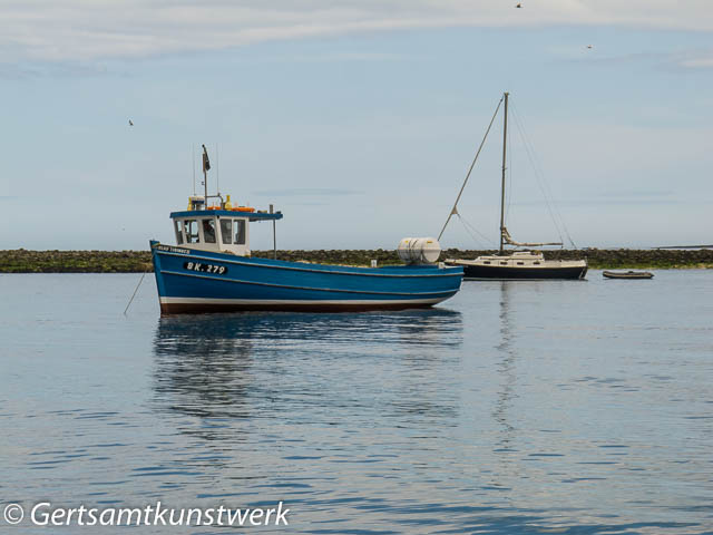 Excursion boat