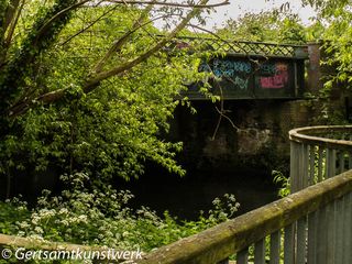 Graffiti bridge