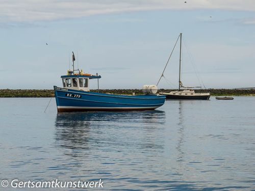 Excursion boat