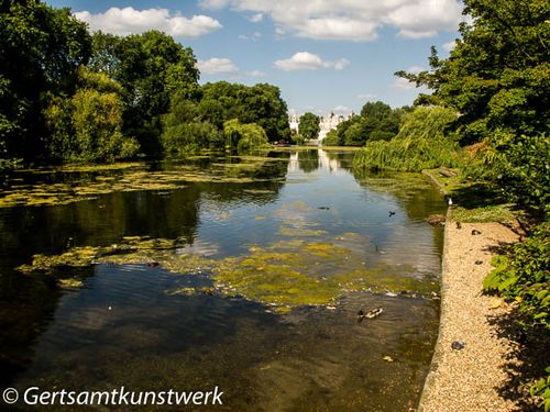 St James's lake