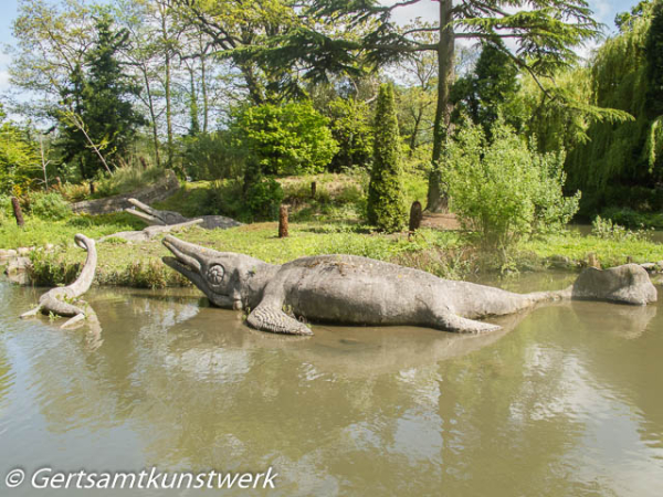 Gertsamtkunstwerk: Crystal Palace Park - Dinosaurs and sport