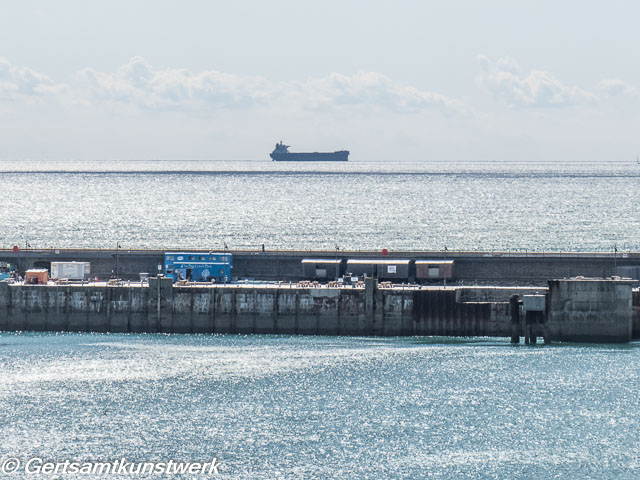 Ship on the horizon