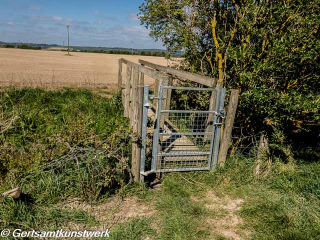 Gated bridge