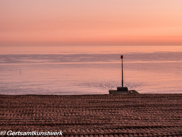 Beach beacon