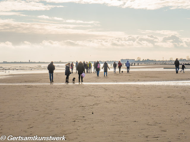 Beach people