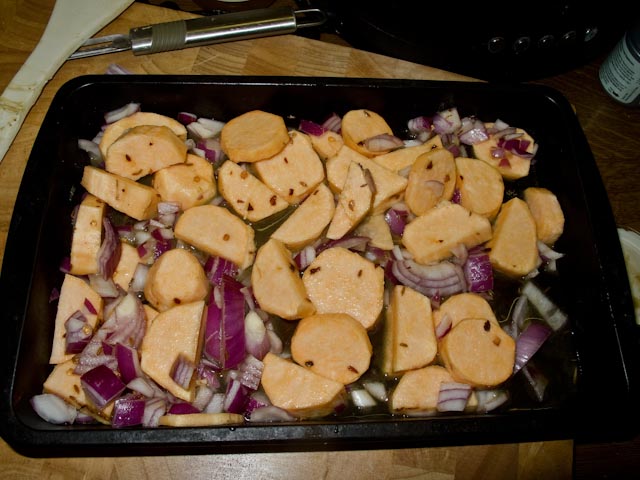 Honey roasted sweet potatoes with red onions