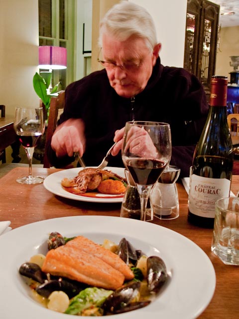 Salmon, mussels, wine and Jimmy