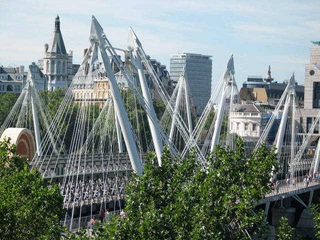 Hungerford Bridge