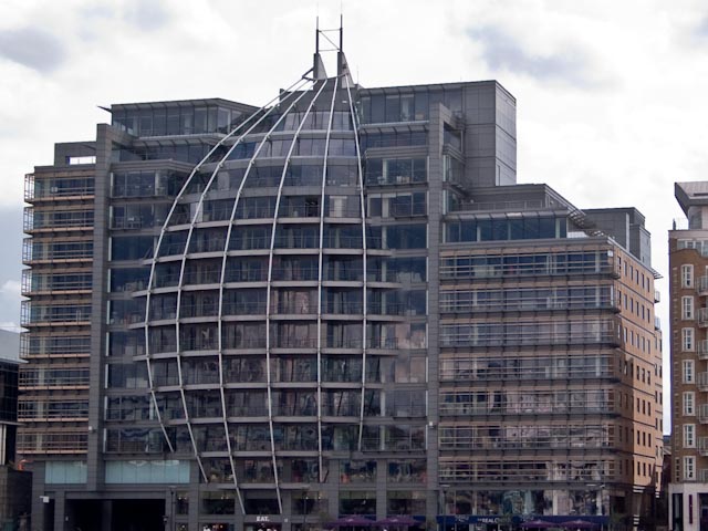 Spherical building