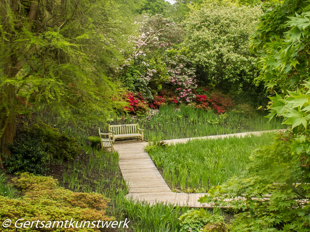 Garden bench